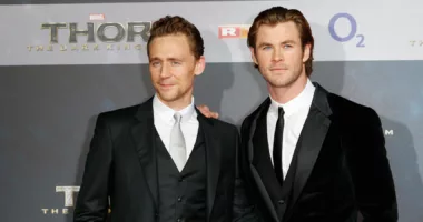 Tom Hiddleston and Chris Hemsworth at the Thor: The Dark World premiere