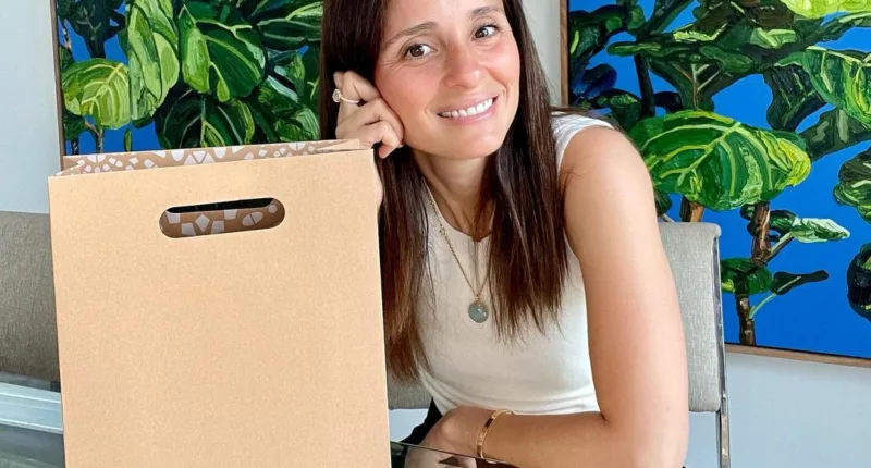 Shiri Appleby (Actress) Wiki, Biography, Age, Boyfriend, Family, Facts and More