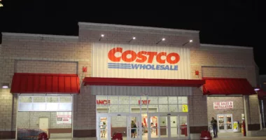 Suddenly, You Can't Get A Mobile Phone at Costco Anymore—Here's Why