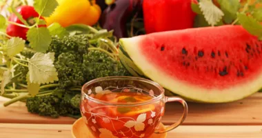 Tea, Fruit, and Vegetables Can Keep Your Brain Sharp, Study Says