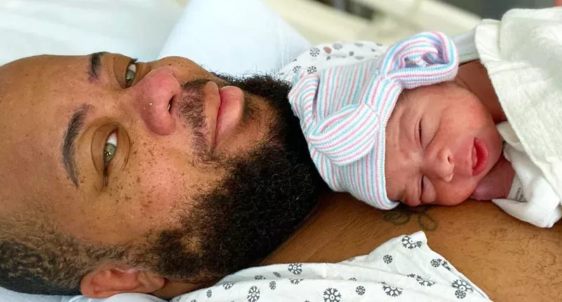 Does Transgender Men Get pregnant And Gives Birth? True Or False