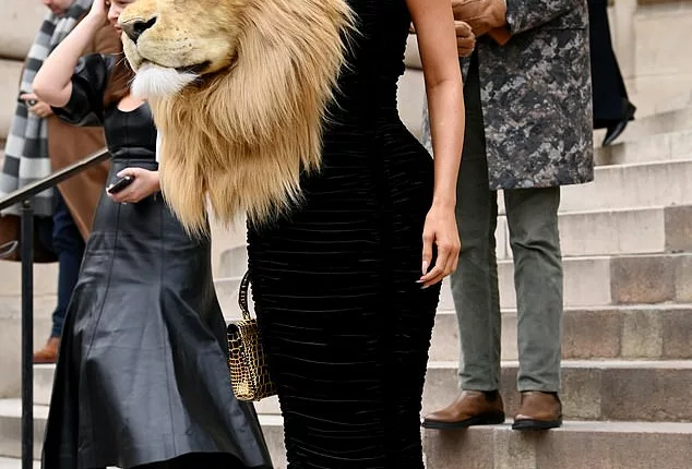 Wow! Kylie Jenner sported a huge lion