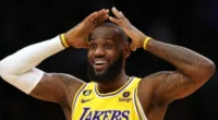 LeBron James Collapses to the Floor in Epic Tantrum After Refs Refuse to Call Foul
