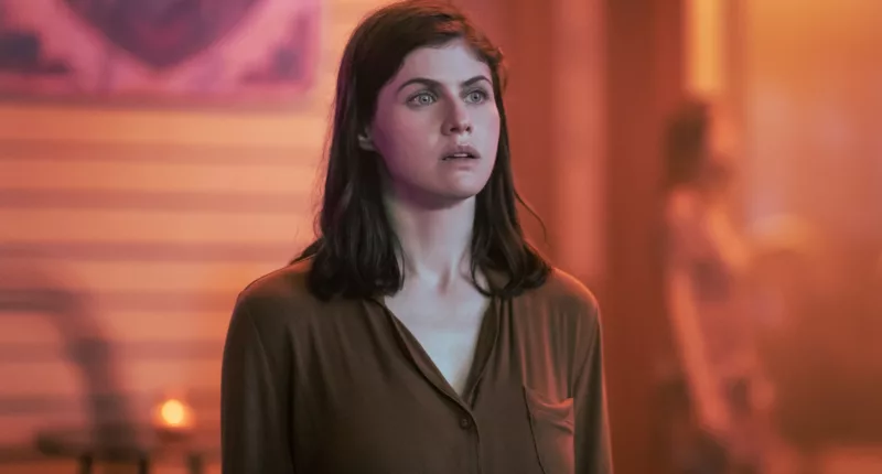 Mayfair Witches: Alexandra Daddario Knows What Rowan Wants