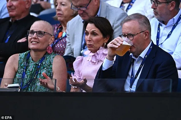 Peta Murphy (left) debuted her new look while watching the Australian Open men