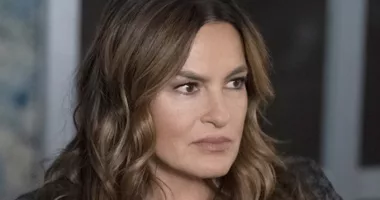 SVU Fans Feel Let Down By Benson And Stabler's Almost Kiss