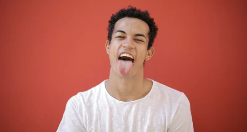 What Are Signs Of Health Issues On The Tongue?