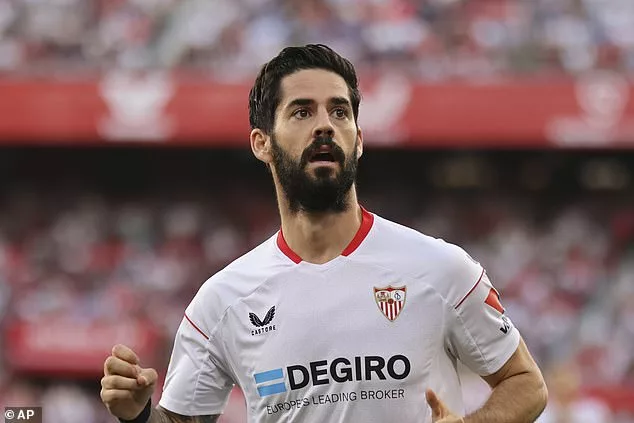Everton eyeing a potential move for former Real Madrid star Isco (pictured) on a free transfer