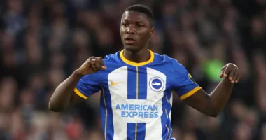 Moises Caicedo a 'great lad' and Brighton players are 'sticking with him' despite public plea to leave club amid links with Arsenal