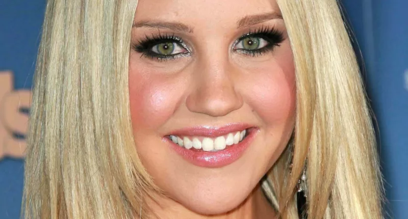 Amanda Bynes Placed On Psychiatric Hold After Last-Minute 90s Con Absence