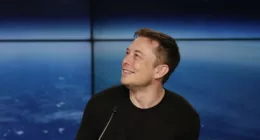 Elon Musk Institutes Chef's Kiss Auto-Response to Press Inquiries