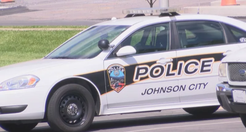 JCPD officer involved in crash, both parties injured