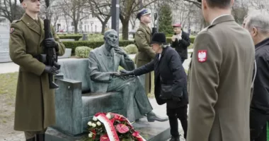 Poland honors citizens who helped Jews during Holocaust
