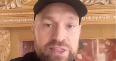 Tyson Fury confronted Oleksandr Usyk on Instagram and demanded he sign the contract