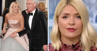 Holly Willoughby won't quit This Morning and 'has nothing to hide’ after Phil affair | Celebrity News | Showbiz & TV