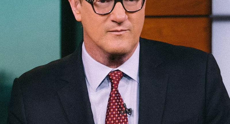 Joe Scarborough (Television Host) Wiki, Biography, Age, Girlfriend, Family, Facts and More