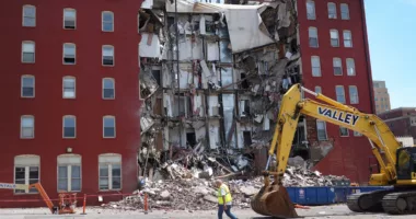 Partially collapsed Davenport, Iowa building in "imminent danger" of complete collapse