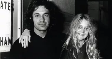 The Troubled Relationship Between Goldie Hawn And Her Ex-Husband Bill Hudson