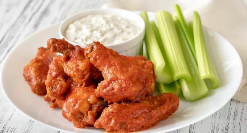 9 Unhealthiest Fast-Food Chicken Wings To Stay Away From Right Now