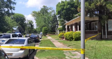 Birmingham police investigating homicide after man shot in Woodlawn