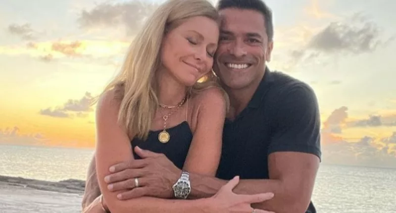 Kelly Ripa and Mark Consuelos will never renew their wedding vows