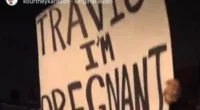 Kourtney Kardashian is pregnant [Instagram]