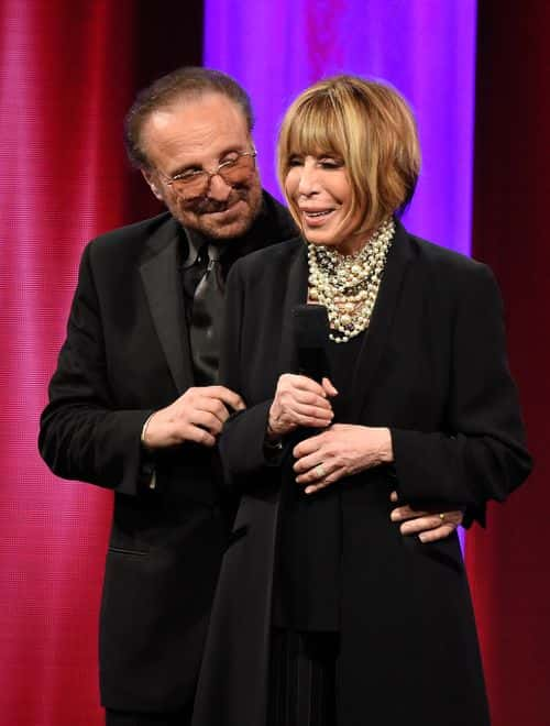 Legendary songwriter Cynthia Weil Dies at 82 years - Honorees Barry Mann (L) and Cynthia Weil accept the BMI Icon Award onstage at The 64th Annual BMI Pop Awards, honoring Taylor Swift and songwriting duo Mann & Weil, at the Beverly Wilshire Four Seasons Hotel on May 10, 2016 in Beverly Hills, California.