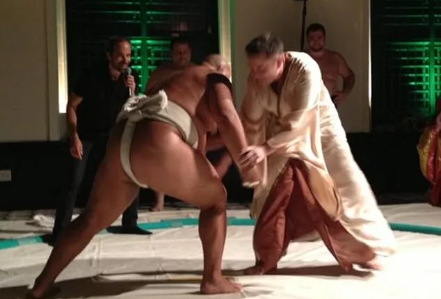 Elon Musk (right) has challenged jiu-jitsu-trained Mark Zuckerberg to a