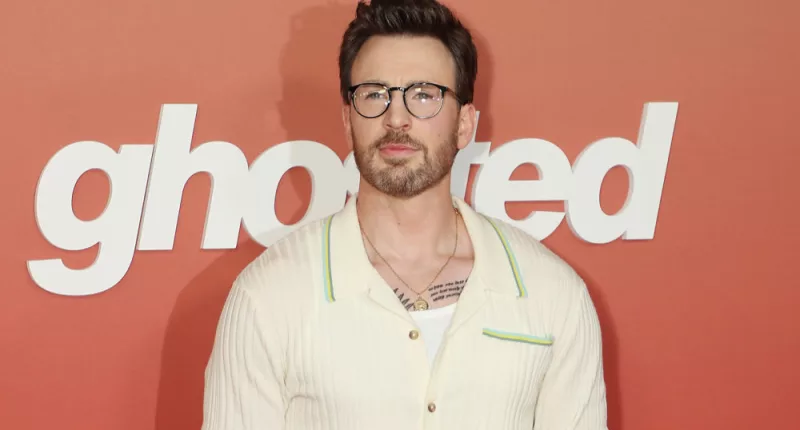 Chris Evans has deactivated his Twitter and Instagram accounts