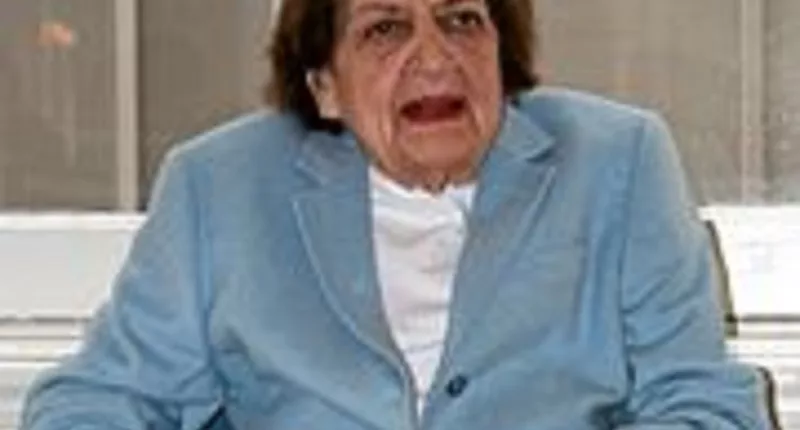 Helen Down Journalist