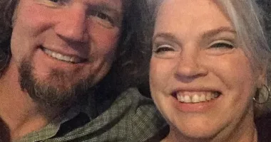 Janelle Brown Says "F--k You" to Kody in Sister Wives Trailer
