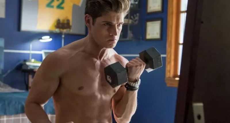 Gregg Sulkin Wife