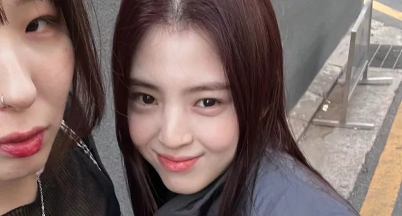 Han So Hee Sister