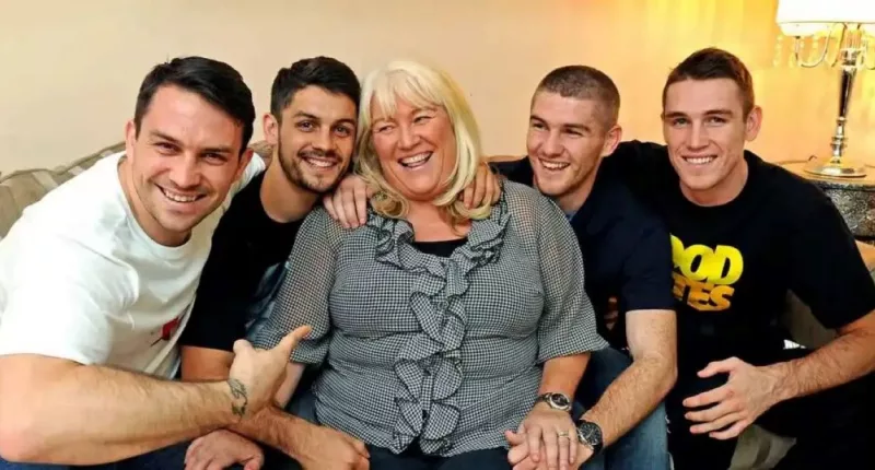 Is Liam Smith Related To Steven Gerrard
