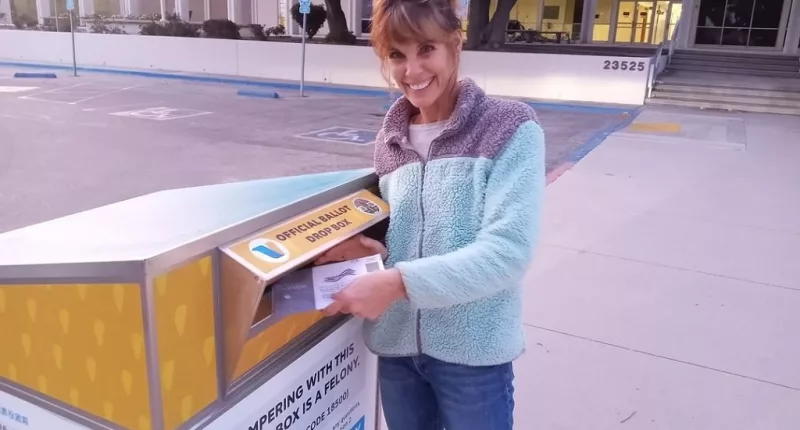 Alexandra Paul Brother
