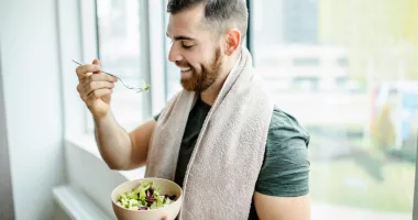 10 Superfoods Men Should Eat Every Day, Say Dietitians