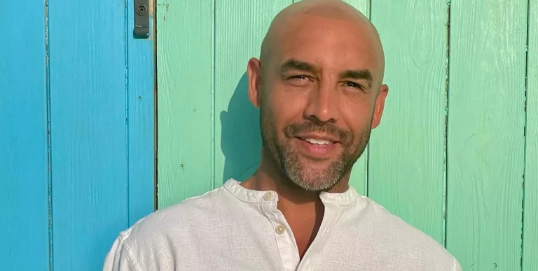 Alex Beresford Parents: Father Noel And Mother Details