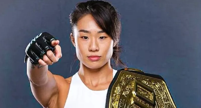 Angela Lee siblings