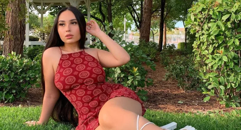 Britney Martinez (Instagram Star) Wiki, Biography, Age, Boyfriend, Family,  Facts and More