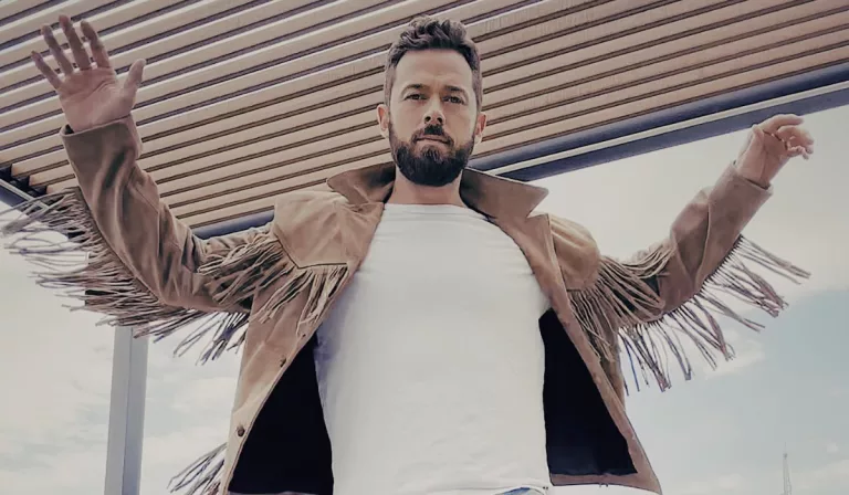 DWTS Artem Chigvintsev Brother Anton: Wikipedia & Age