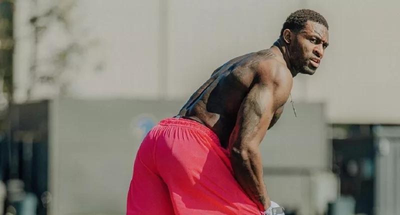 Is Dk Metcalf Gay