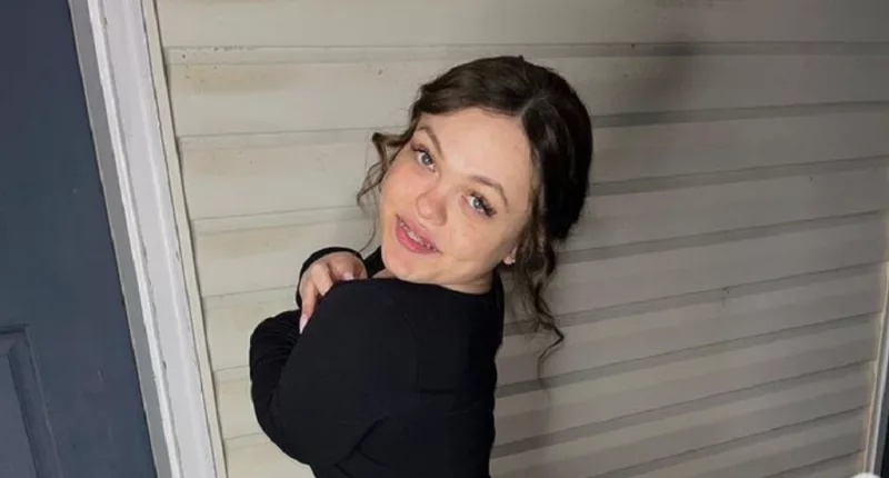 Kelsey Lawrence Midget