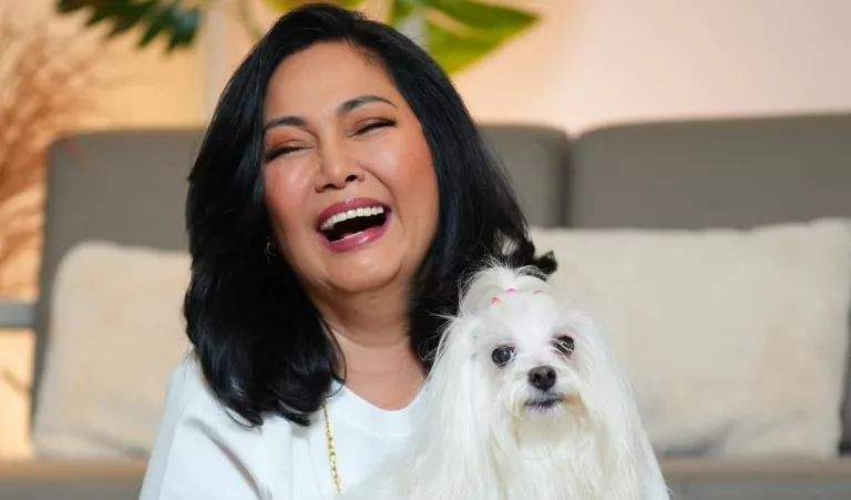 Maricel Soriano Siblings: Bec-Bec Soriano Mykee Mel Martinez