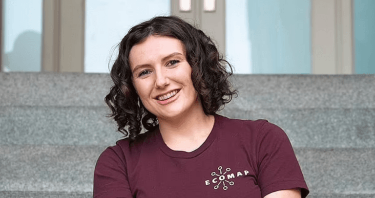 Pava Lapere Parents And Family: Father Frank LaPere