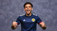 Che Adams Brother