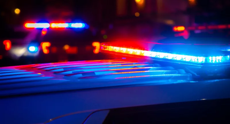 2 migrants shot outside Chicago police station, suspect arrested