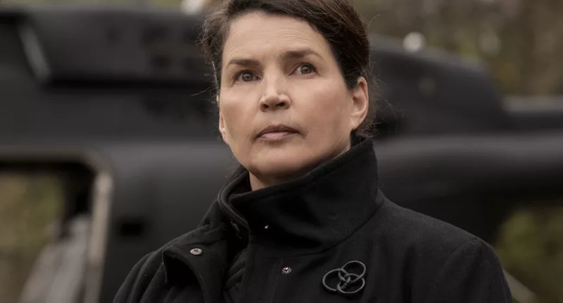Actress Julia Ormond is suing Harvey Weinstein for sexual battery