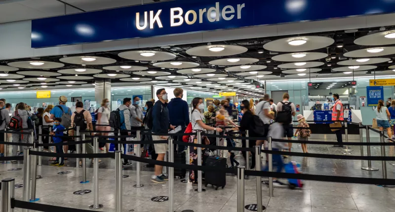 Airport blunders allowed over 1,000 passengers to enter UK without going through passport control