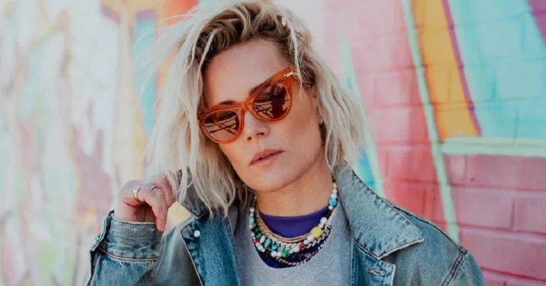 Ashlyn Harris Cheating: Scandal And Divorce Reddit Update