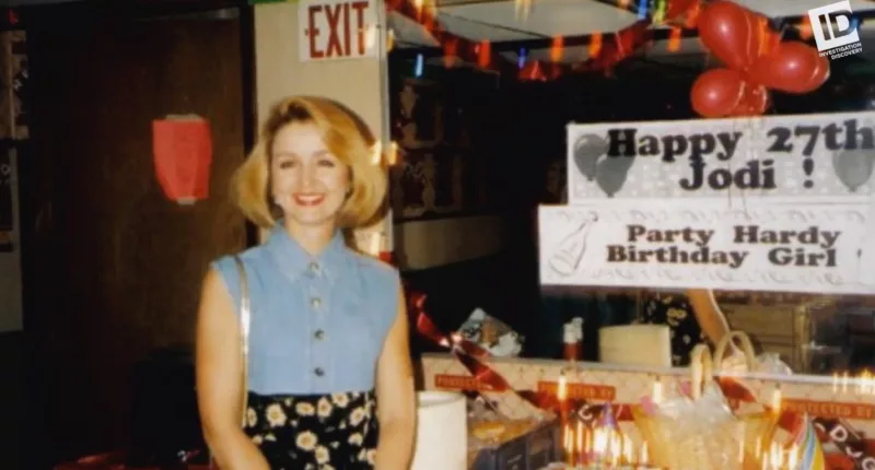 Jodi Huisentruit's phone records and movements before she disappeared show the intensity of her 'secret fling' with a mystery man